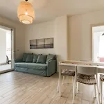 Orti's Place - Magnolia Holidays Apartman